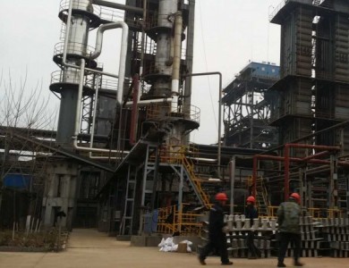 山西某焦化廠(chǎng)更換蒸氨塔塔內(nèi)件現(xiàn)場(chǎng)！