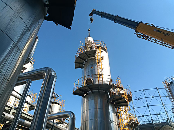 山西長治某焦化廠LNG填料活性炭安裝項目